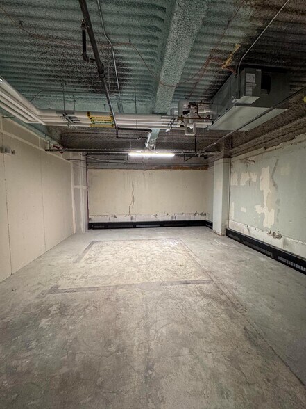 More Photos Of 206 S Broadway, Rochester Office For Lease