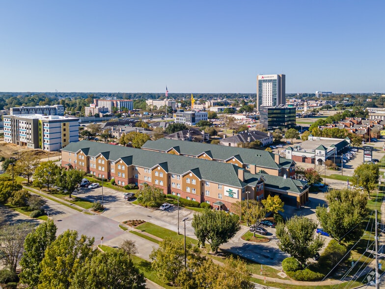 More Photos Of 5860 Corporate Blvd, Baton Rouge Hotel For Sale