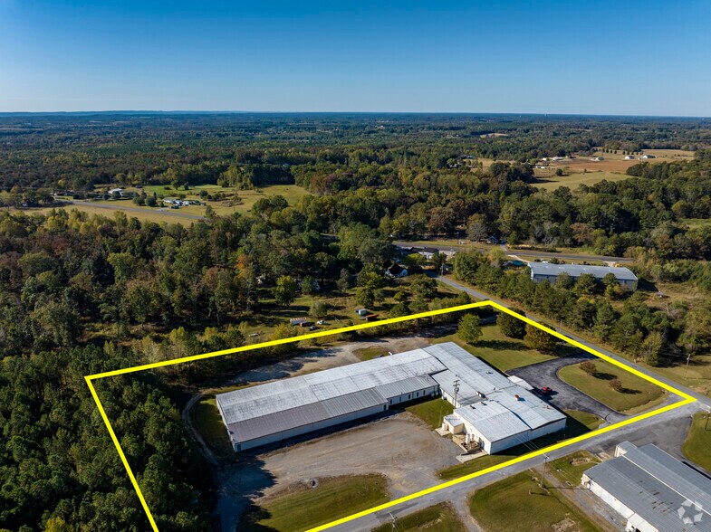 More Photos Of 971 Andrew Lee Dr, Henagar Manufacturing For Sale