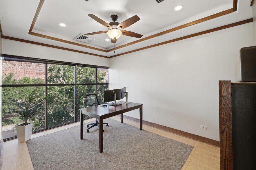 More Photos Of 169 W 2710 S Cir, St George Office For Sale