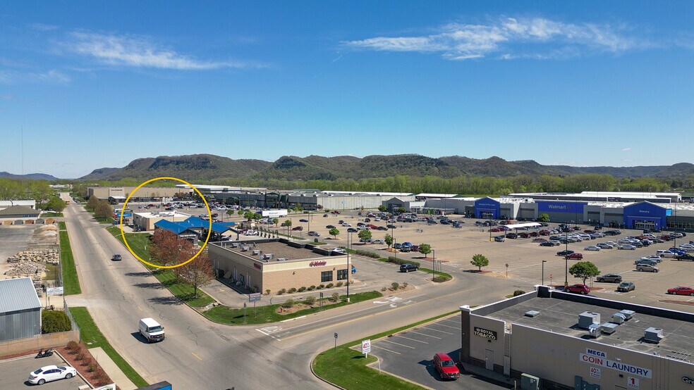 More Photos Of 1035 Frontenac Dr, Winona Storefront For Sale