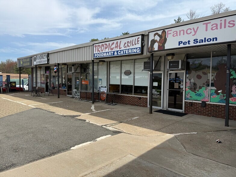 More Photos Of 110-132 Rt-304, Nanuet Storefront Retail Office For Sale