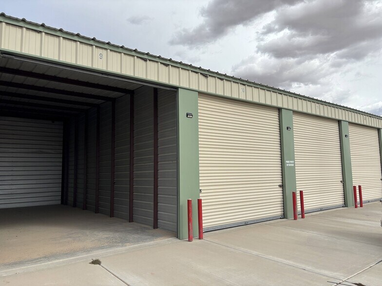 More Photos Of 12937 Oatman hwy, Topock Self Storage For Sale