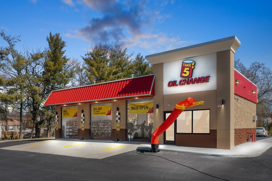 More Photos Of 131 N White Horse Pike, Lawnside Auto Repair For Lease