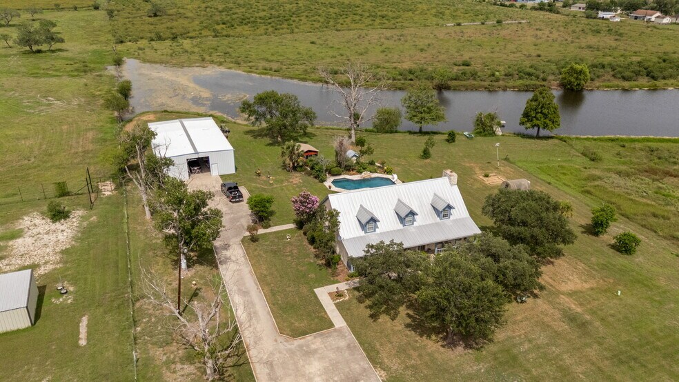 More Photos Of 210 Tolle Rd, Cibolo Land For Sale
