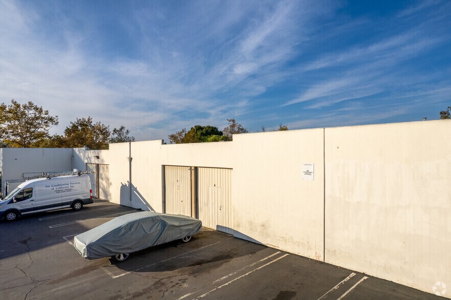 More Photos Of 23121 La Cadena Dr, Laguna Hills Light Manufacturing For Lease