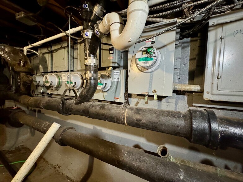 More Photos Of 17202 Linden Blvd, Jamaica Multifamily For Sale