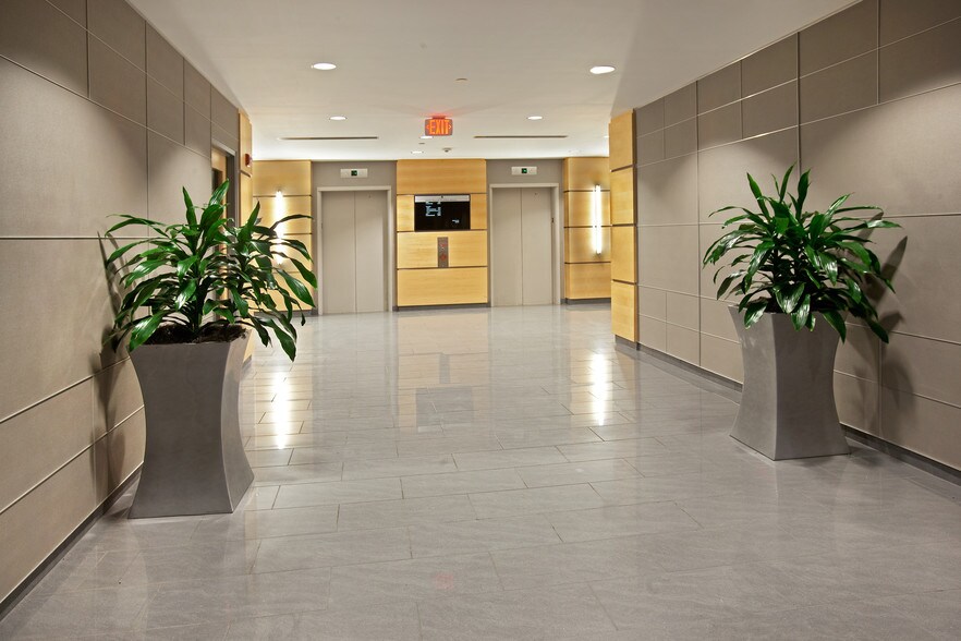 More Photos Of 4420 N Fairfax Dr, Arlington Office For Lease