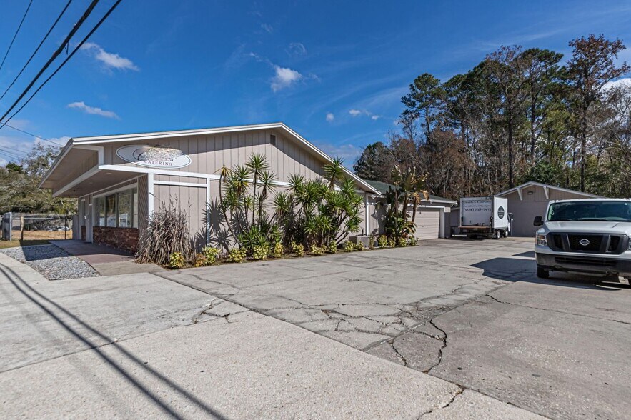 More Photos Of 3305 Parental Home Rd, Jacksonville Storefront Retail Office For Sale