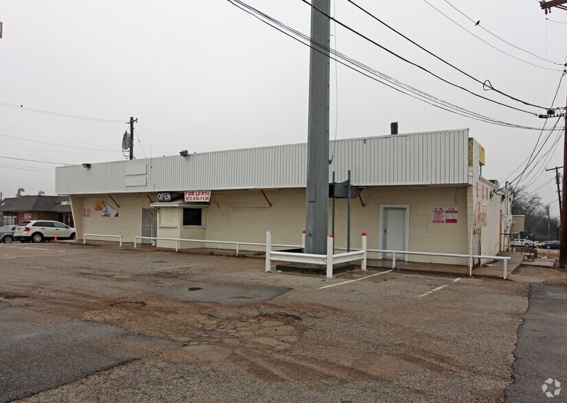 More Photos Of 6105 S R L Thornton Fwy, Dallas Storefront Retail Office For Sale