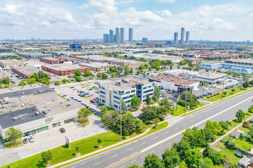 More Photos Of 8333 Weston Rd, Vaughan Medical For Lease