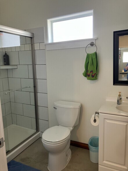 More Photos Of 800 Main St, Liberty Hill Office For Sale