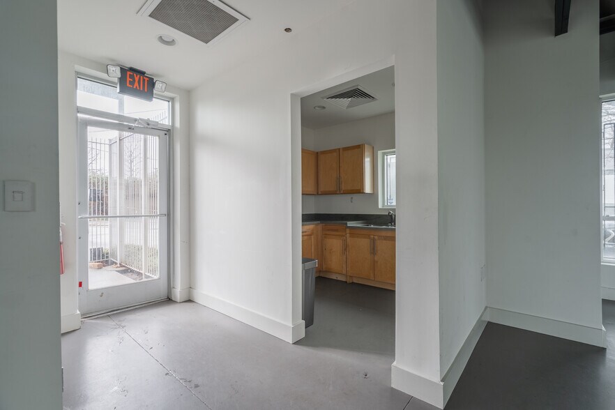 More Photos Of 692 10th St, Atlanta Loft Creative Space For Sale