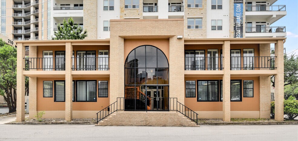 More Photos Of 151 S First St, Austin Office For Lease