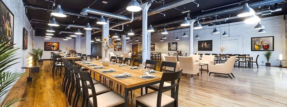 More Photos Of 444 N Wabash Ave, Chicago Office For Lease