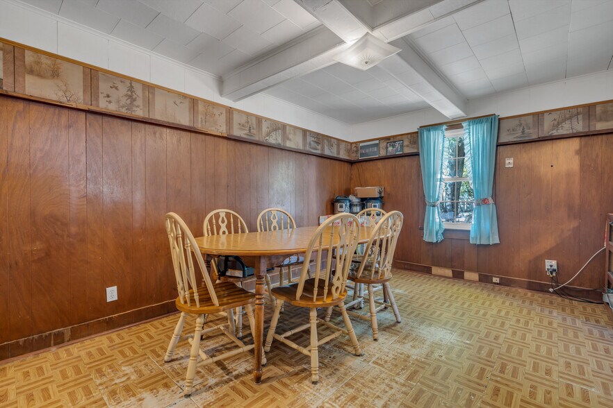 More Photos Of 387 Route 9, Eagleswood Township General Retail For Sale