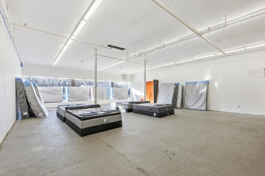 More Photos Of 540 Main St, Keene Office For Sale