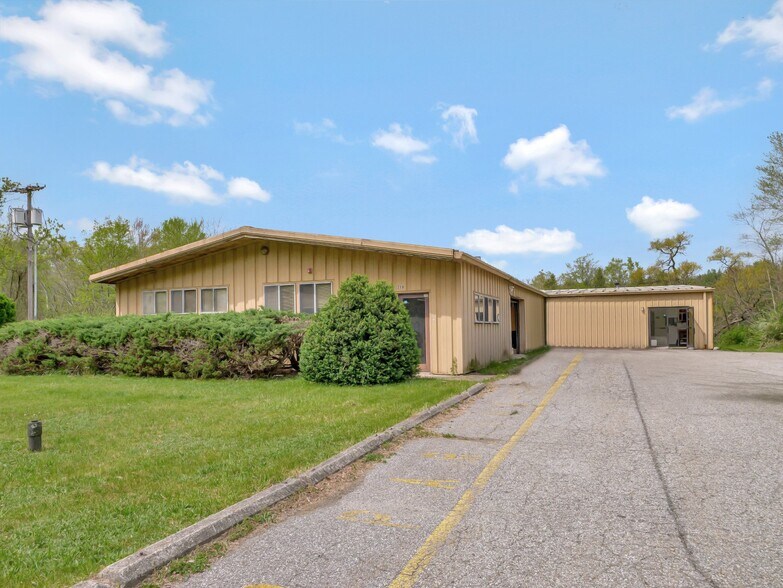 More Photos Of 239 US-206, Sandyston Manufacturing For Sale