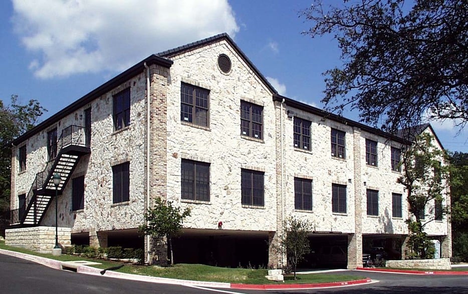 More Photos Of 4407 Bee Caves Rd, West Lake Hills Office For Lease