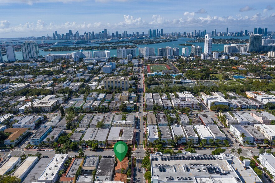More Photos Of 530 11th St, Miami Beach Loft Creative Space For Sale
