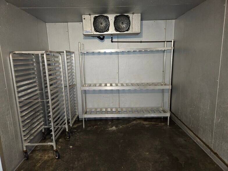 More Photos Of 2412-2430 Lincoln Way, Ames Office For Lease