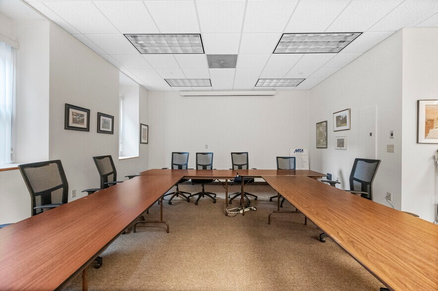 More Photos Of 19-29 Mechanic St, Worcester Office For Sale