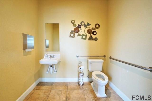 More Photos Of 2561 Moody Blvd, Flagler Beach Office For Lease