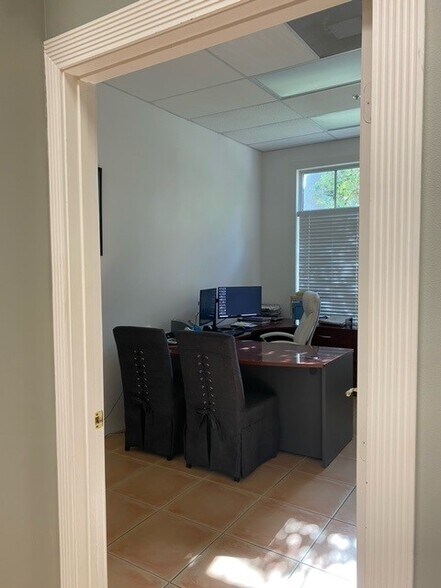 More Photos Of 3307 Northlake Blvd, Palm Beach Gardens Office For Sale