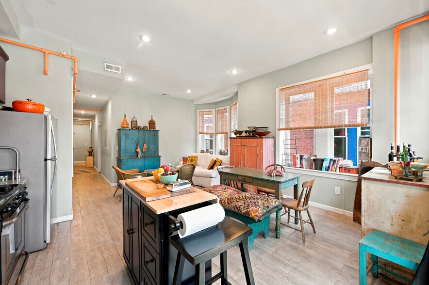 More Photos Of 807 S 49th St, Philadelphia Apartments For Sale