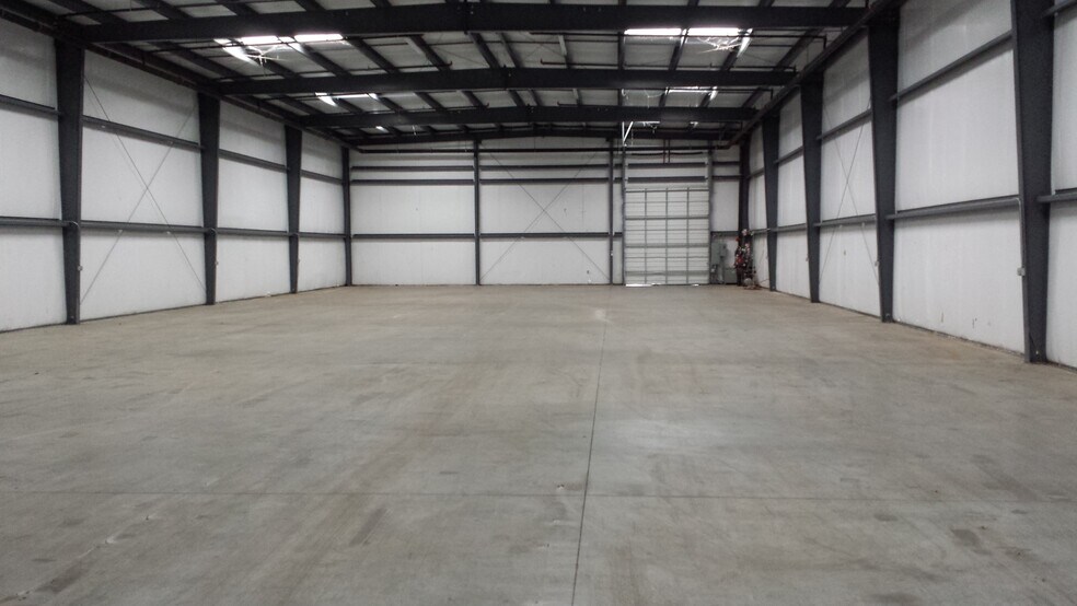 More Photos Of 2661 Byington Solway Rd, Knoxville Warehouse For Lease