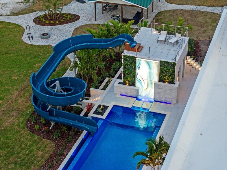 More Photos Of 18725 Jiretz Rd, Odessa Flex For Sale