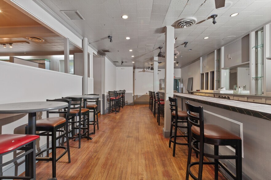 More Photos Of 194-198 Main St, Emmaus Restaurant For Sale