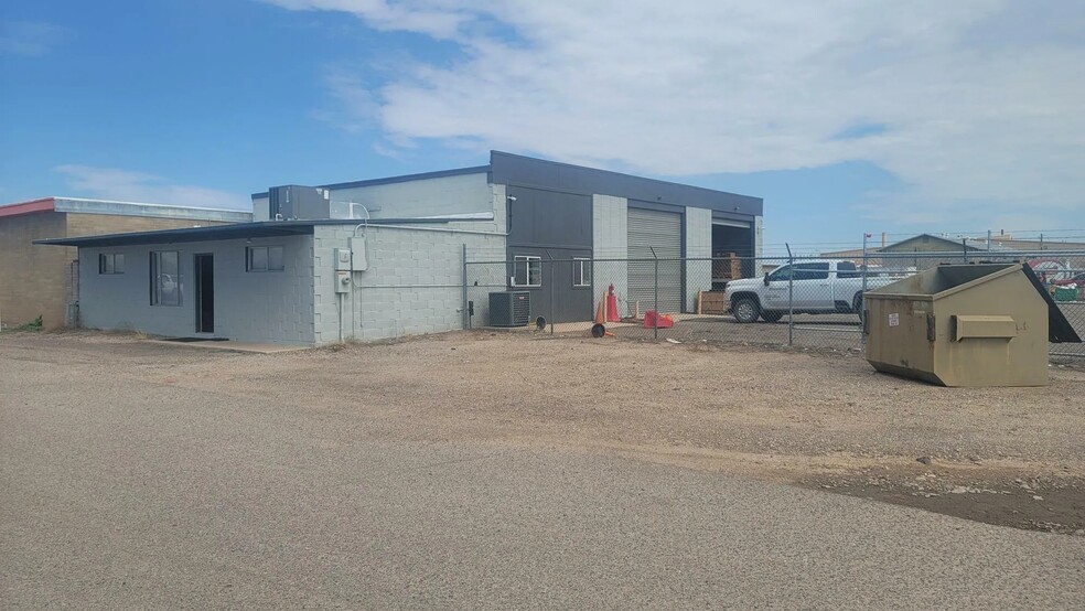 Primary Photo Of 1246 W Tee St, Casa Grande Contractor Storage Yard For Lease