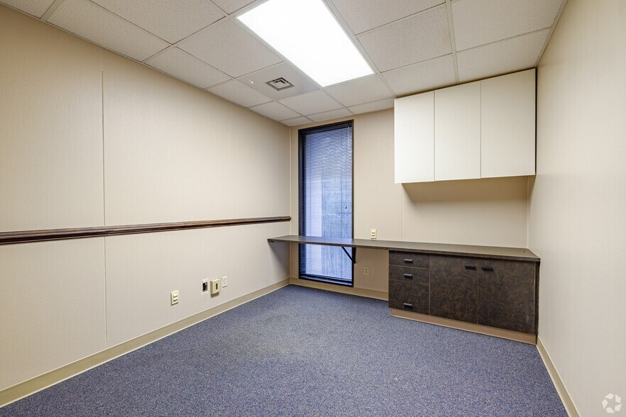 More Photos Of 4802 Texas Blvd, Texarkana Medical For Lease
