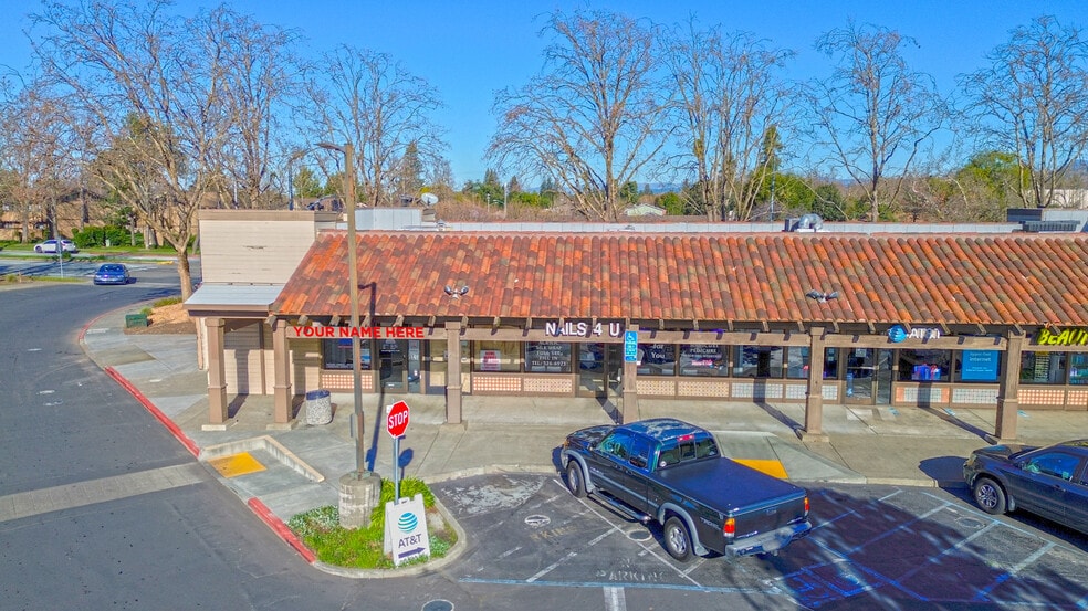 More Photos Of 465 Stony Point Rd, Santa Rosa Freestanding For Lease
