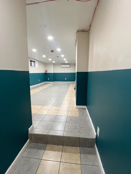 More Photos Of 2261-2269 Bragg St, Brooklyn Schools For Sale
