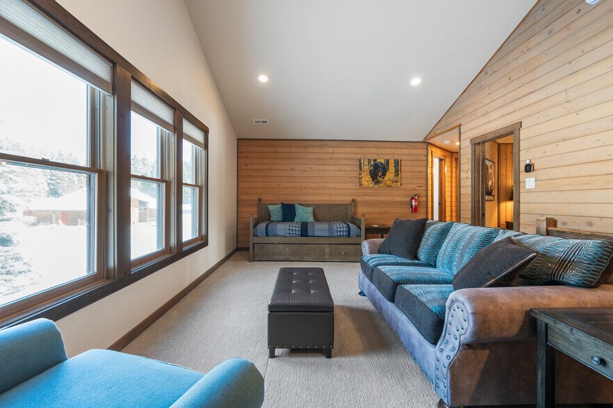 More Photos Of 1845 Hodgson Rd, Whitefish Hotel For Sale