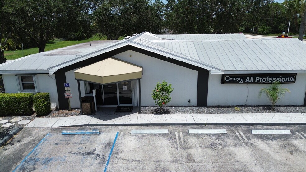 More Photos Of 1399 SE Port St Lucie Blvd, Port Saint Lucie Office For Lease