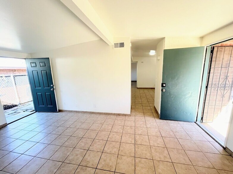 More Photos Of 1710 S Jefferson Ave, Tucson Apartments For Sale