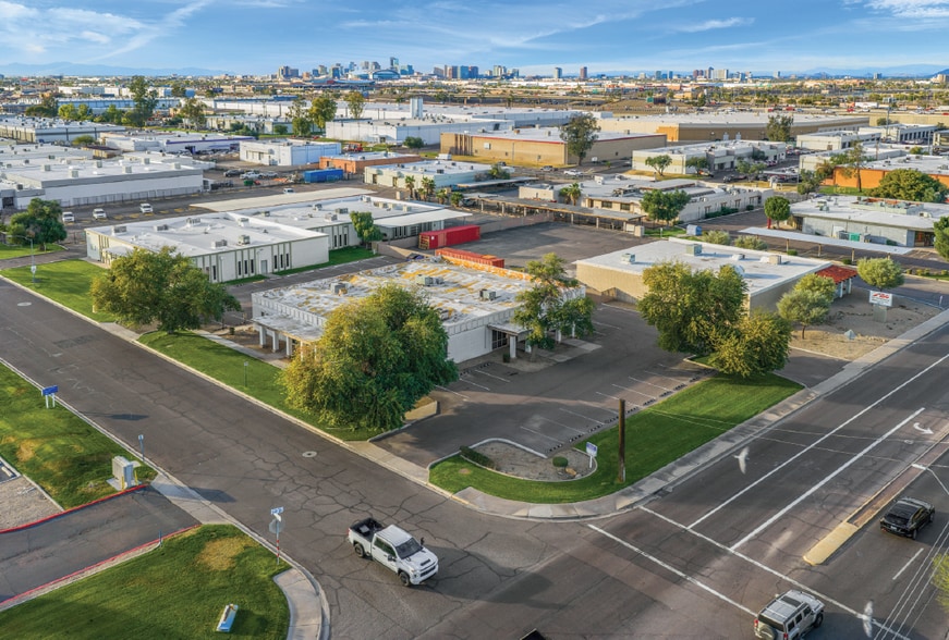 More Photos Of 2632 S 24th St, Phoenix Flex For Sale