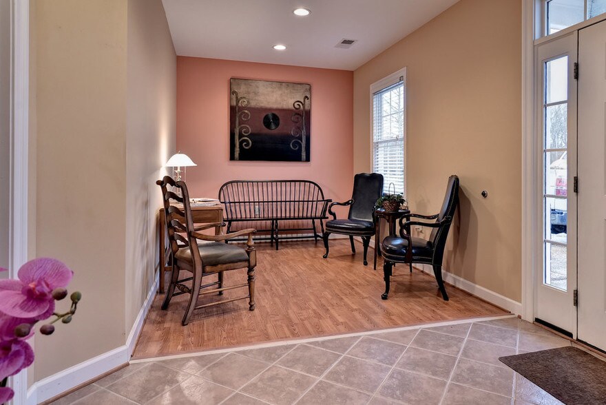 More Photos Of 12610 Patrick Henry Dr, Newport News Office For Sale