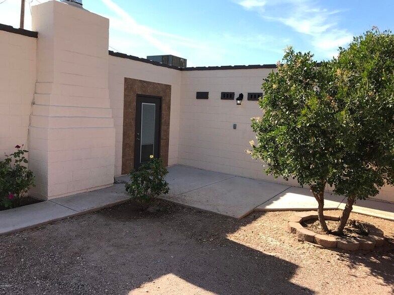 More Photos Of 2538 N 52nd St, Phoenix Multifamily For Sale