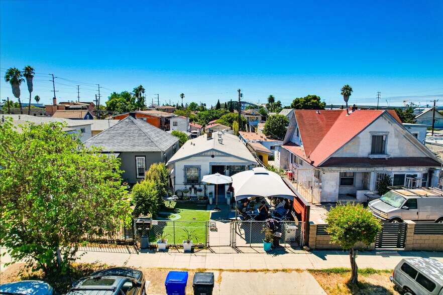 More Photos Of 2057 Harrison Ave, San Diego Apartments For Sale