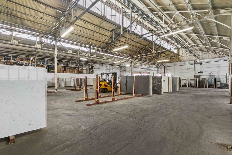 More Photos Of 3255 Saco St, Vernon Warehouse For Lease