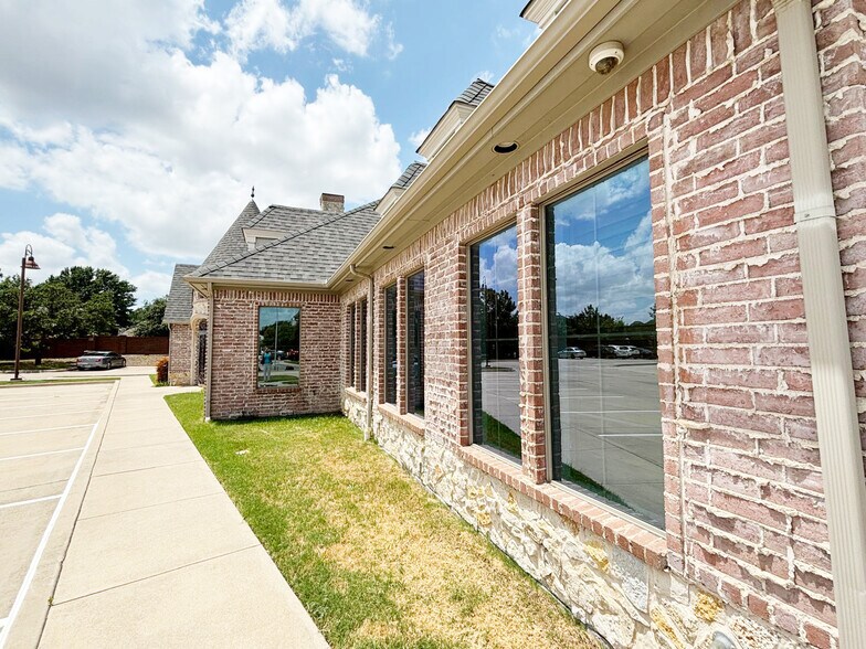 More Photos Of 6814 Lebanon Rd, Frisco Medical For Lease
