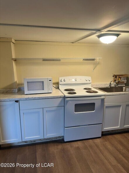 More Photos Of 546 W Main St, Plymouth Apartments For Sale