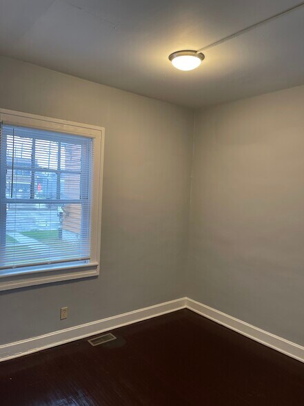More Photos Of 634 E 37th St, Indianapolis Apartments For Sale