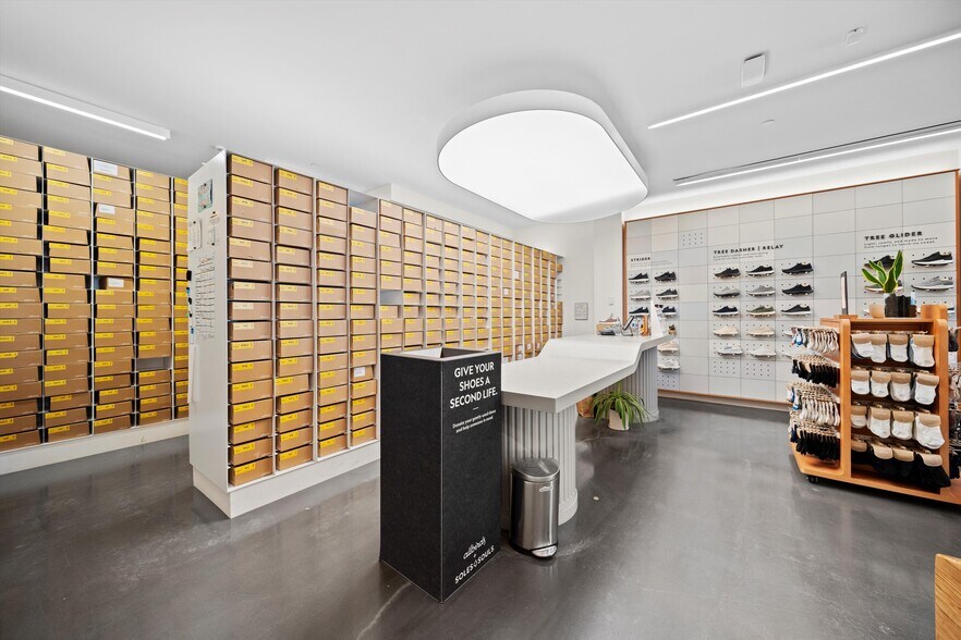 More Photos Of 3135 M St NW, Washington Storefront For Lease