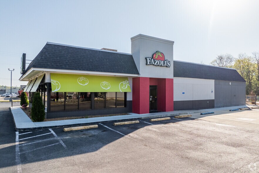 More Photos Of 2609 Gault Ave, Fort Payne Fast Food For Sale