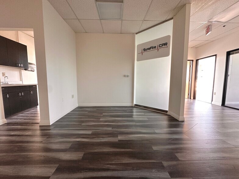 More Photos Of 1111 Corporate Center Dr, Monterey Park Loft Creative Space For Sale